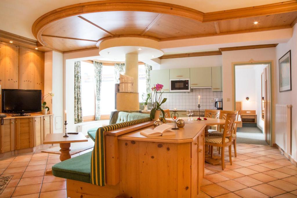 Fliana Arlberg Studios Sankt Anton am Arlberg Quarto foto